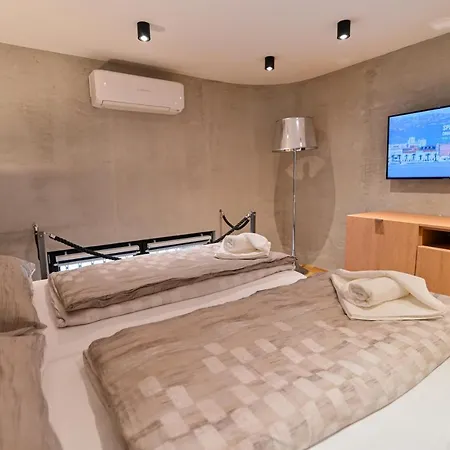 The Place Apartament *